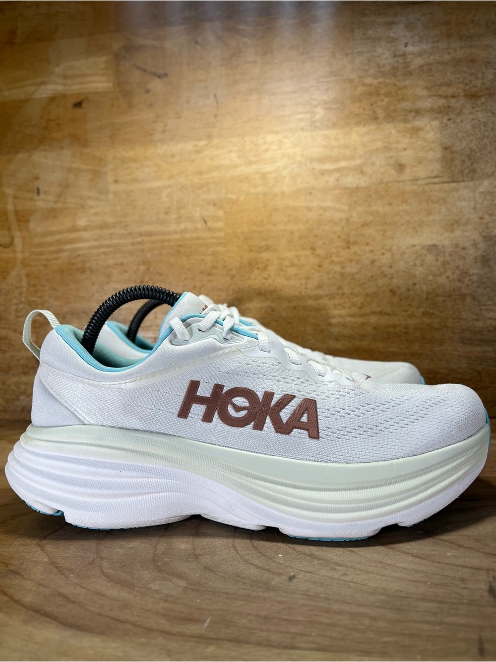 Hoka One One Bondi 8 Womens Size 9.5 Running Shoes Sneakers Frost Rose Gold